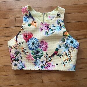 L’ATISTE Yellow Floral Crop-top